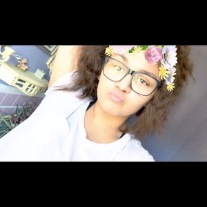 Meet your Posher, Dayana